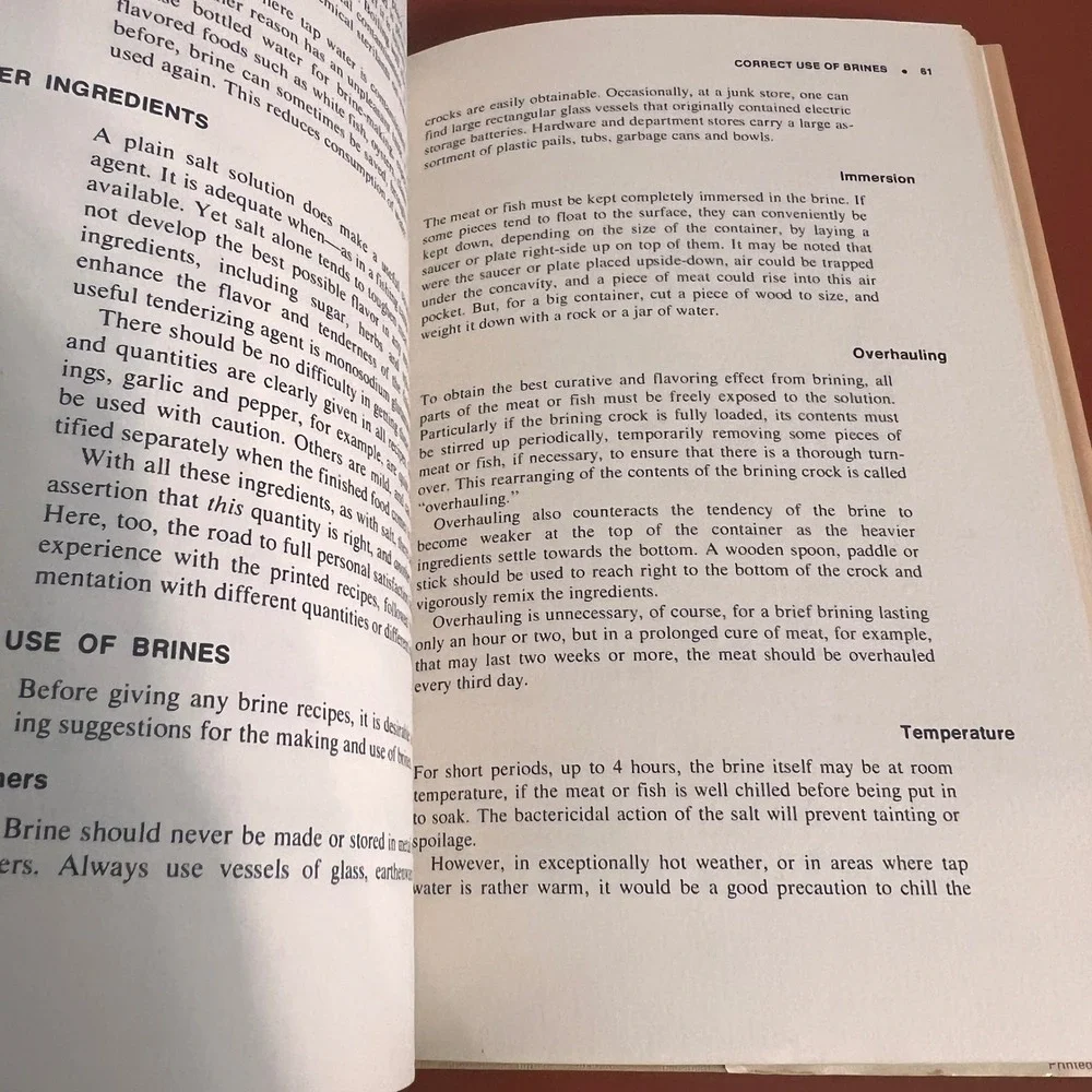 Home Book of Smoke-Cooking Meat Fish & Game 1971 Jack Sleight Raymond‎ Hull Book